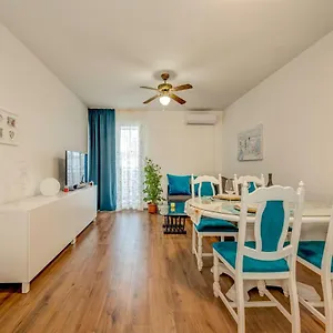 https://apartment-zara-split-21000.splithotels.org